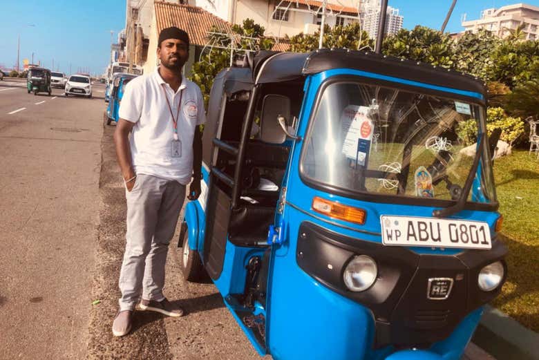 Tuk tuk no qual realizaremos o tour