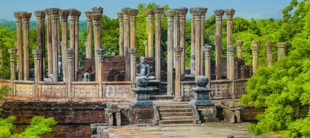 Excursão a Polonnaruwa e Pidurangala