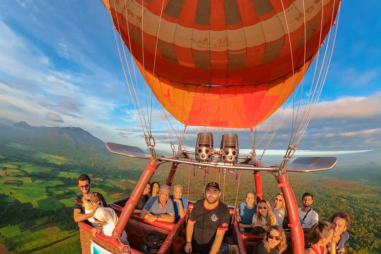 Disfrutando del paseo en globo