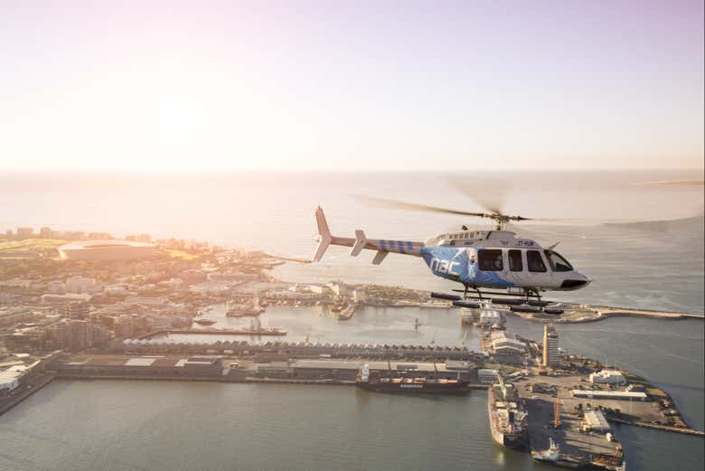 Sobrevolando la zona de Table Bay Harbour