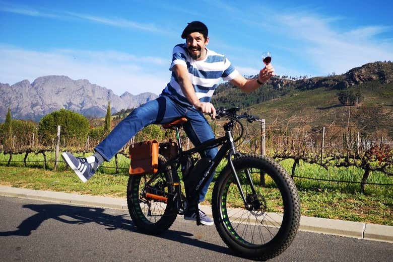 Disfrutando del tour en bicicleta eléctrica por Franschhoek