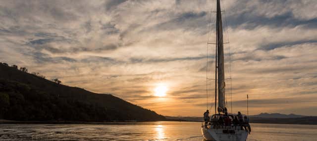 Crucero al atardecer con aperitivo