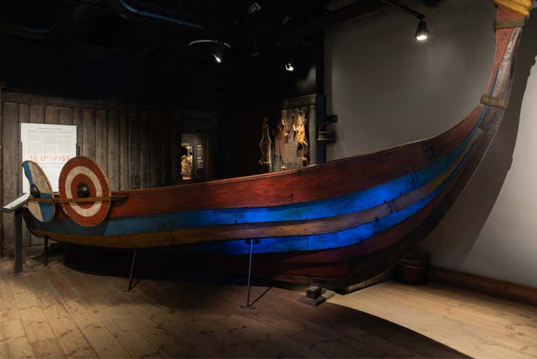 Un barco vikingo en el museo de Estocolmo