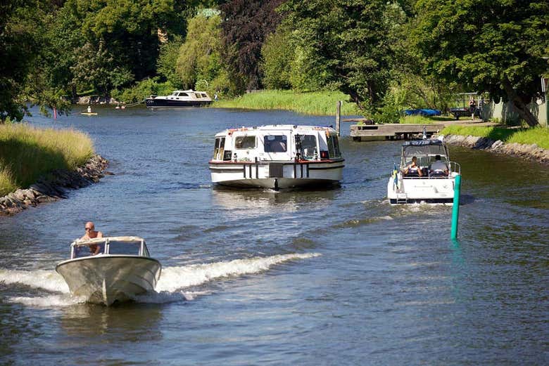 Navigando lungo il Canale Reale
