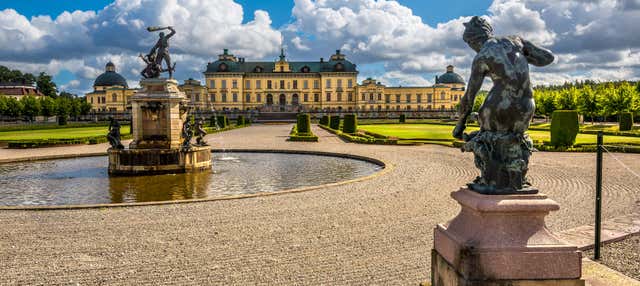 Stockholm Royal Palace + Drottningholm + Skokloster Castle Tour