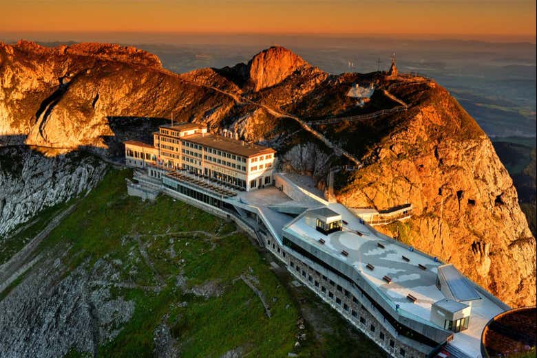 Panorámica de la estación de Pilatus-Kulm
