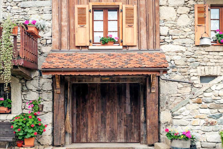 Paseando entre la casas de Yvoire