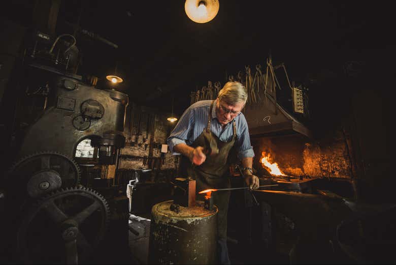 Descubriréis cómo trabajan los herreros