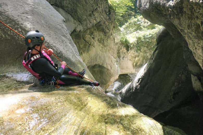 Barranquismo en el cañón de Chli Schliere