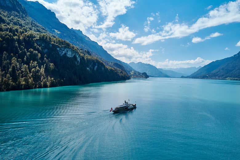 Do barco, você verá paisagens deslumbrantes