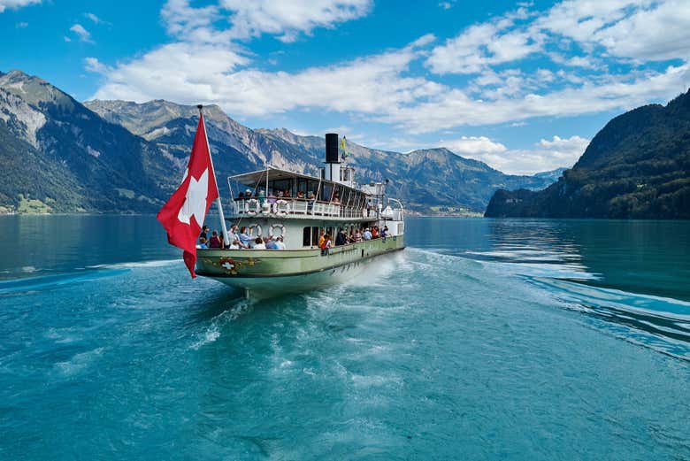Navegando por el lago Brienz