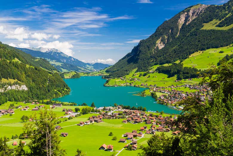 Paisajes del lago Brienz