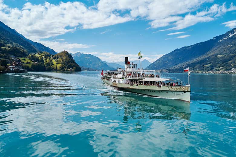 lake brienz cruise bls The Swiss landscapes will captivate you