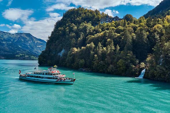 Passeio de barco pelo lago Brienz