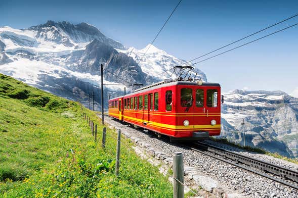 Trem cremalheira ou teleférico a Jungfraujoch - Top of Europe