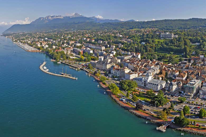Panorâmica de Évian-les-Bains