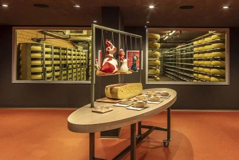 Veremos cómo se elabora el queso Emmental