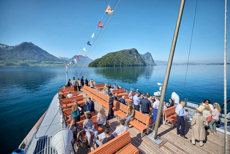 Cruise across Lake Lucerne