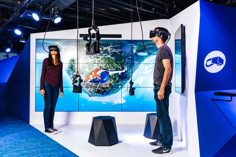 Óculos de realidade virtual no Media World