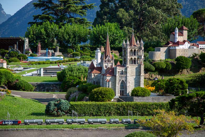 Découvrez en détail les monuments suisses dans la Swissminiatur