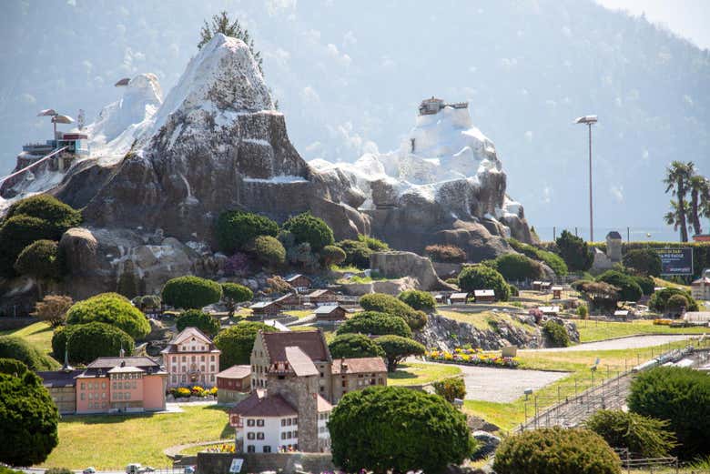 Les montagnes des Alpes en miniature