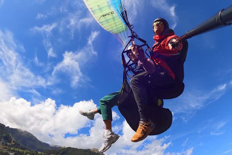 Survolez l'intérieur de la Suisse