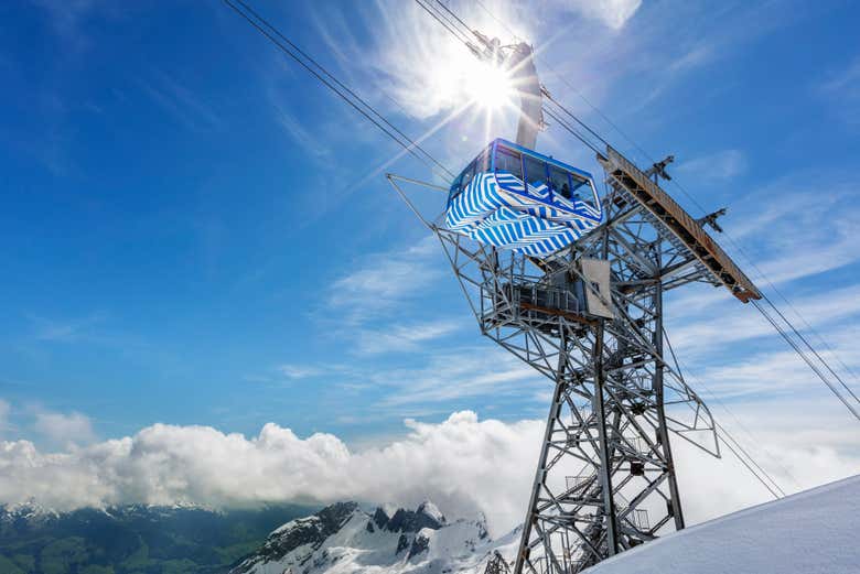 Surcando los cielos alpinos