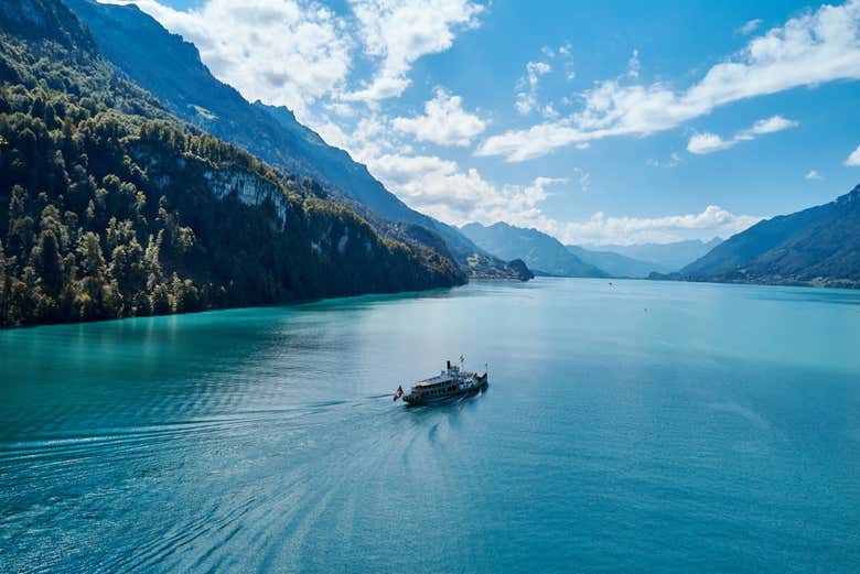 Você verá paisagens inesquecíveis a bordo do barco