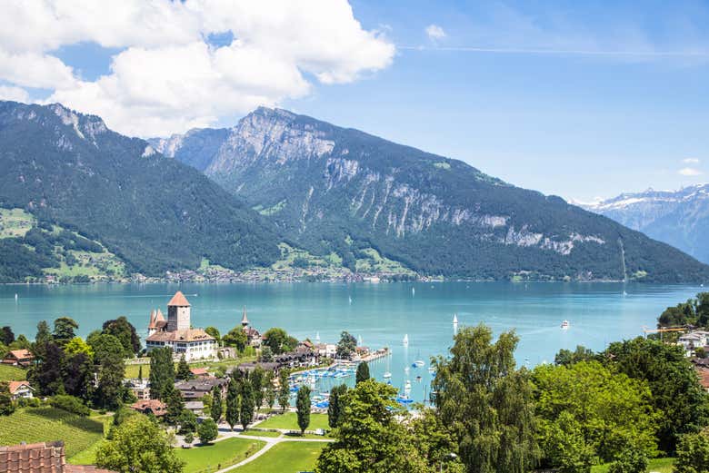 Panorâmica do lago Thun