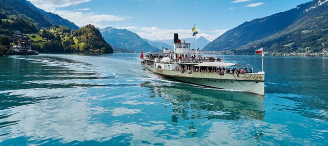 Lake Thun + Lake Brienz Boat Trip