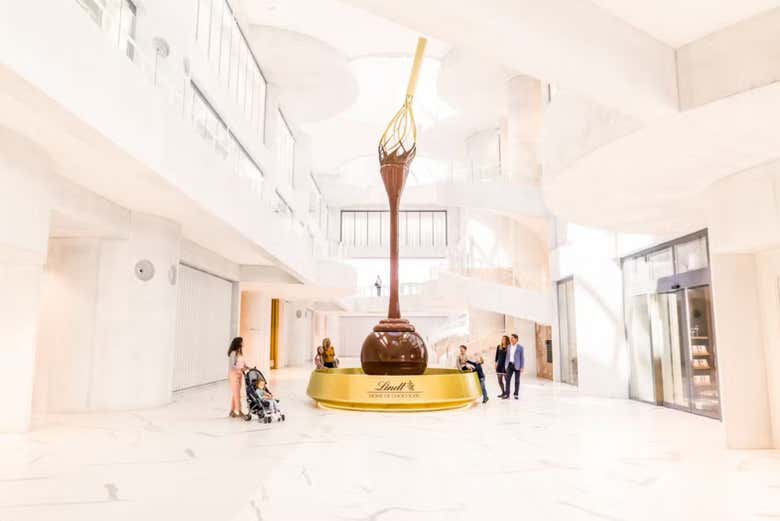 ¡Veréis la fuente de chocolate más alta del mundo!
