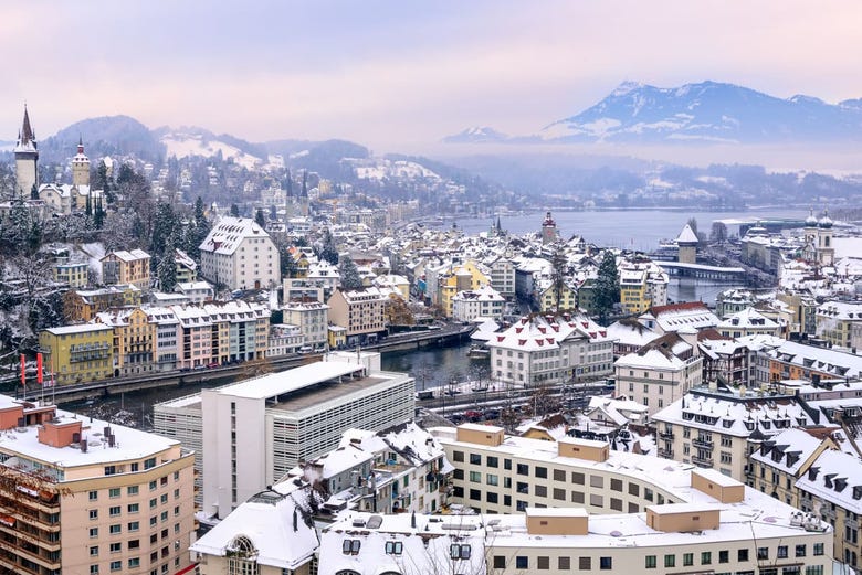 Stunning panoramic views of Lucerne in the snow