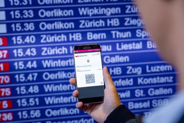 Podréis mostrar en el móvil el código QR del pase