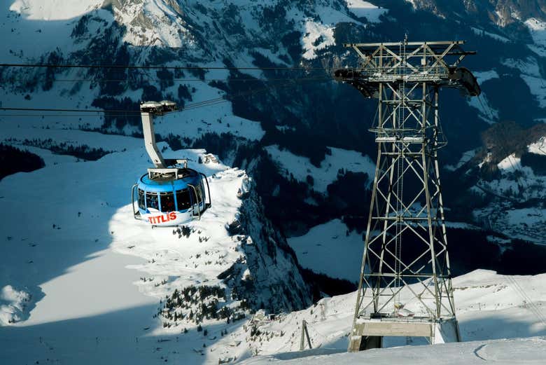 Titlis Rotair, teleférico com cabines giratórias