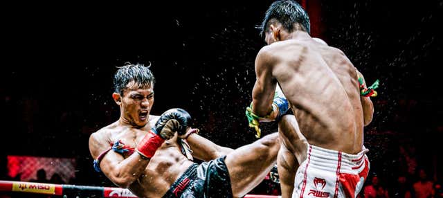 Espetáculo de Muay Thai Boxing