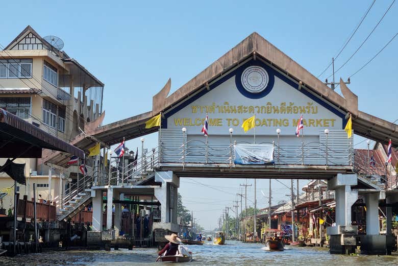 Passeio pelos canais de Bangkok