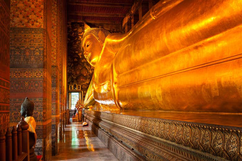 O famoso Buda Reclinado do templo Wat Pho