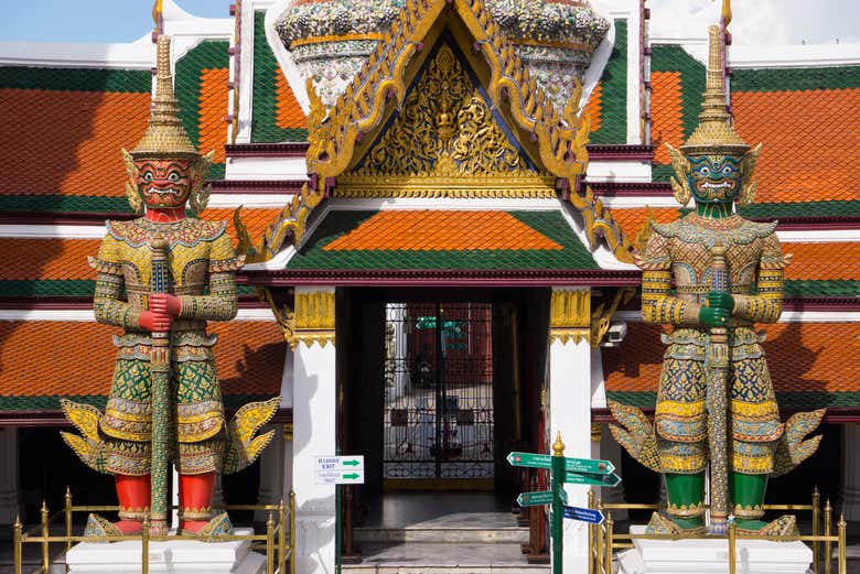 Visitando uno de los monumentos más famosos de Bangkok