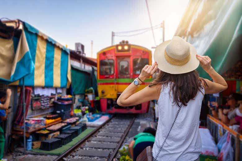 Visit the famous Maeklong Railway Market 