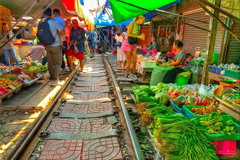 Explore Bangkok's railway market