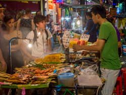 Mercato di Khao San Road