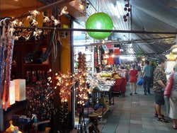 Il mercato di Suan Lum
