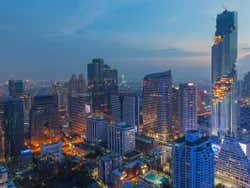 MahaNakhon de noche