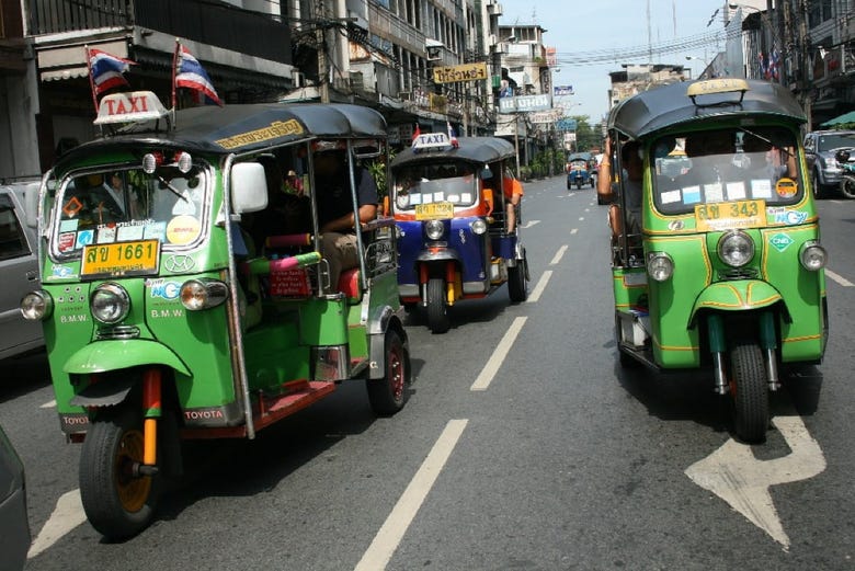 Parcourez Bangkok en tuk-tuk