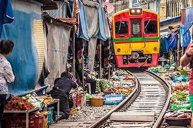 Mae Klong Railway Market