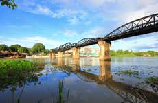 Excursión al Mercado Flotante de Damuan Saduak y el río Kwai