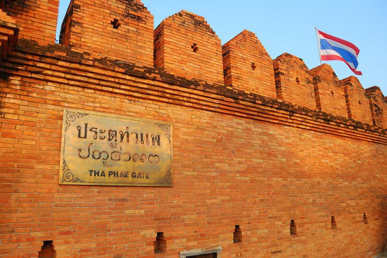 Thapae Gate