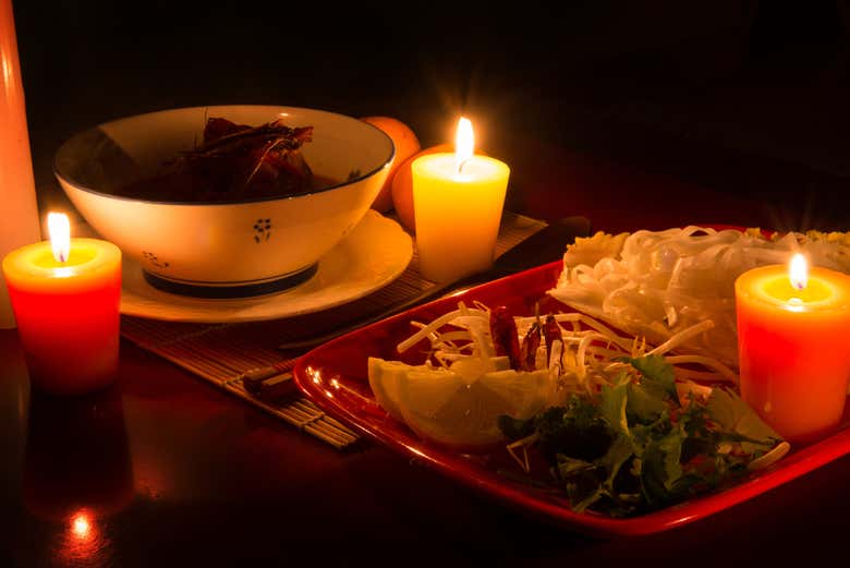 Degustación de una cena tradicional tailandesa