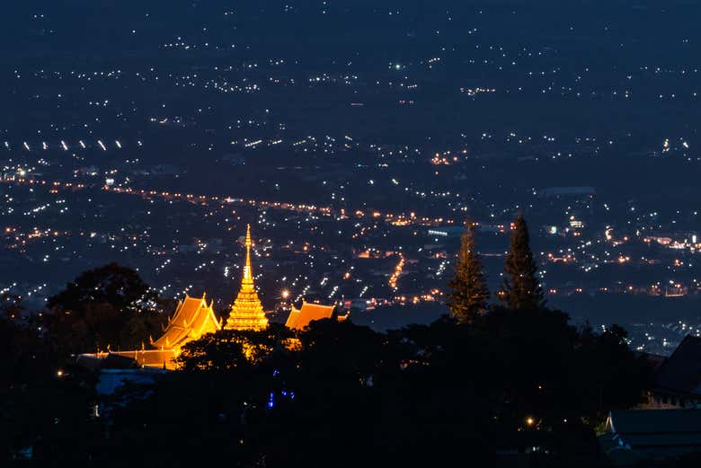 Admire the views of Chiang Mai at night