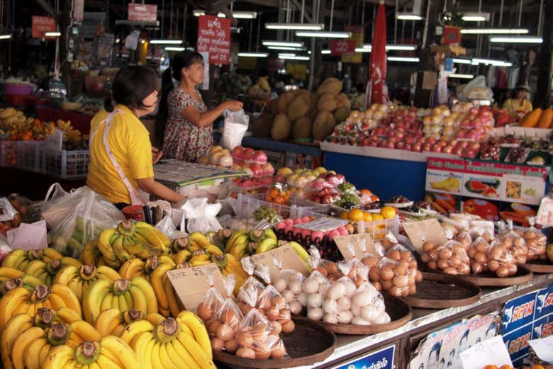 Visitando el mercado de Somphet